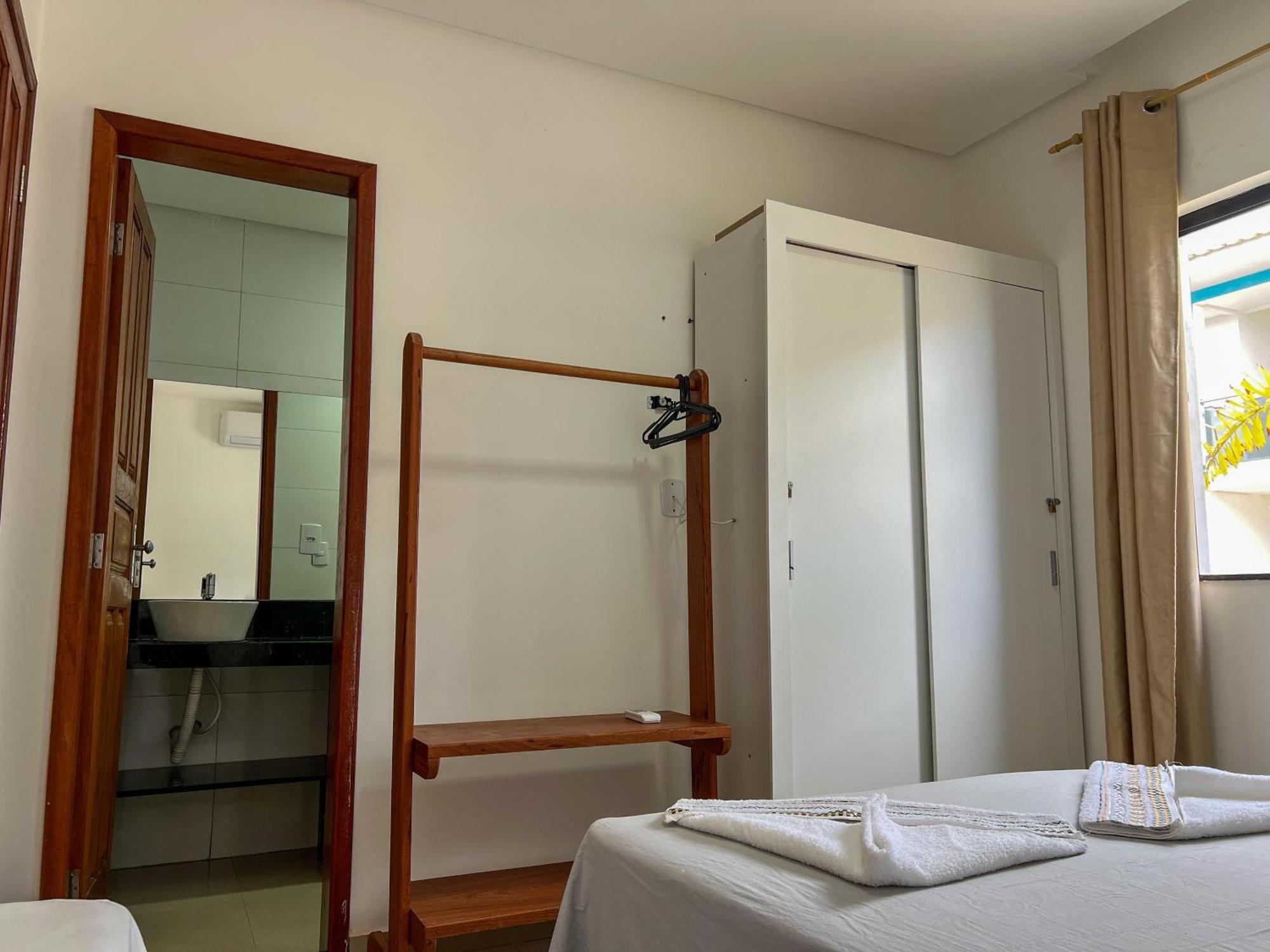 Holiday home 700m Da Praia; 2 Suites; Wifi 300 Mbs; Piscina; Churrasqueira; Estacionamento Gratuito 1 Carro *