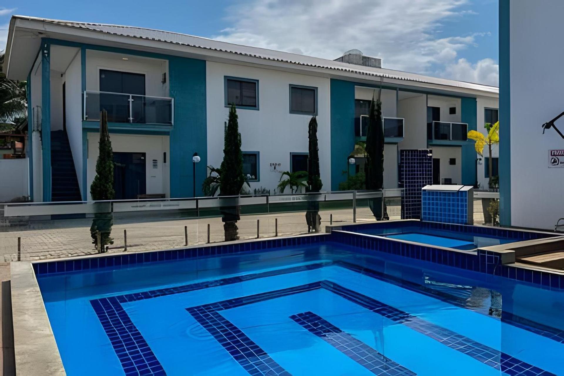 700m Da Praia; 2 Suites; Wifi 300 Mbs; Piscina; Churrasqueira; Estacionamento Gratuito 1 Carro Porto Seguro