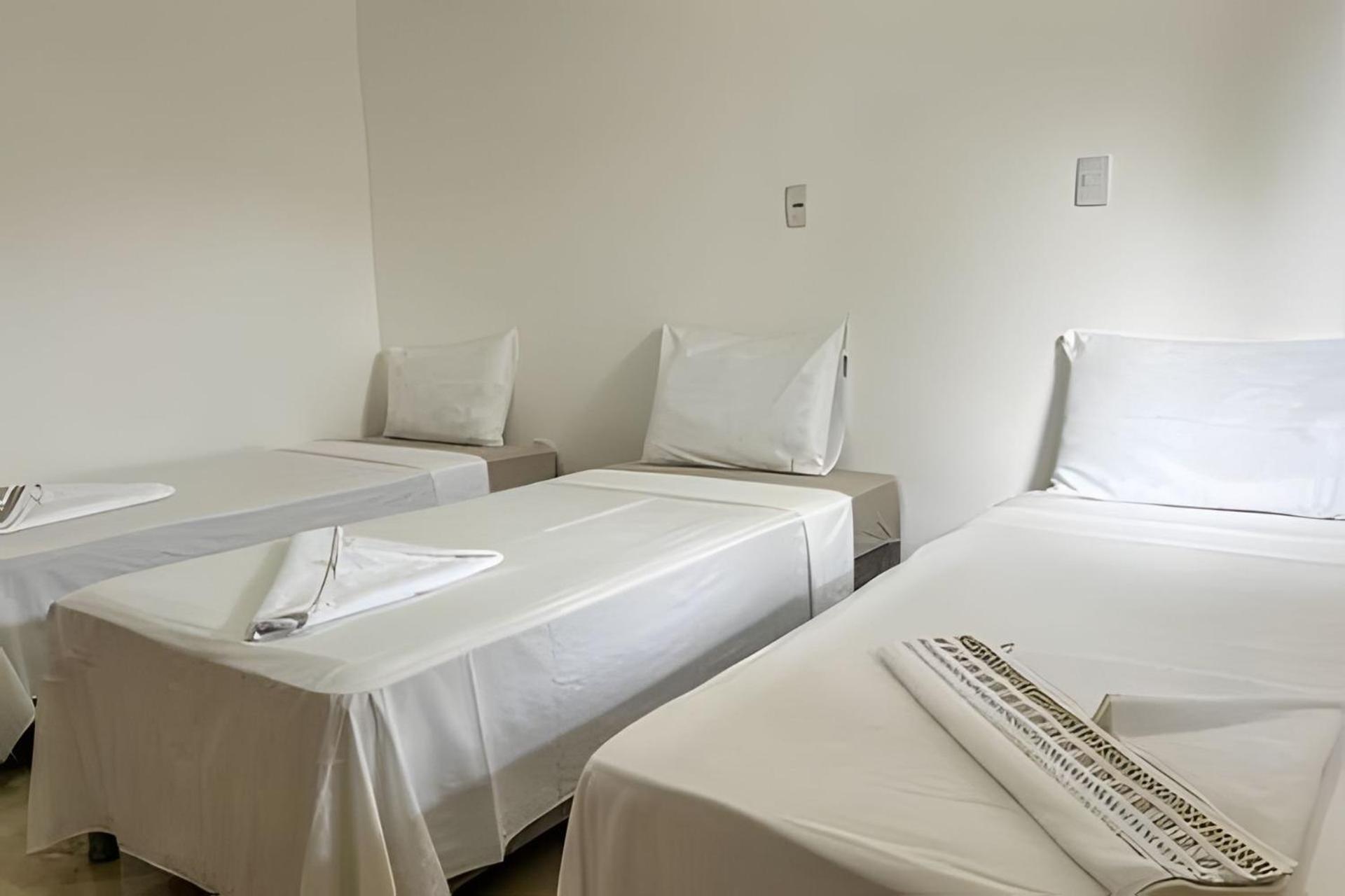 700m Da Praia; 2 Suites; Wifi 300 Mbs; Piscina; Churrasqueira; Estacionamento Gratuito 1 Carro * Porto Seguro