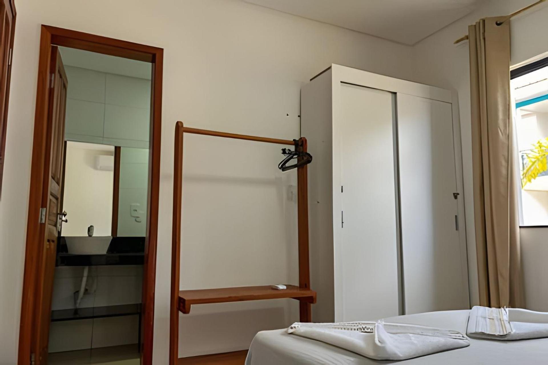 700m Da Praia; 2 Suites; Wifi 300 Mbs; Piscina; Churrasqueira; Estacionamento Gratuito 1 Carro